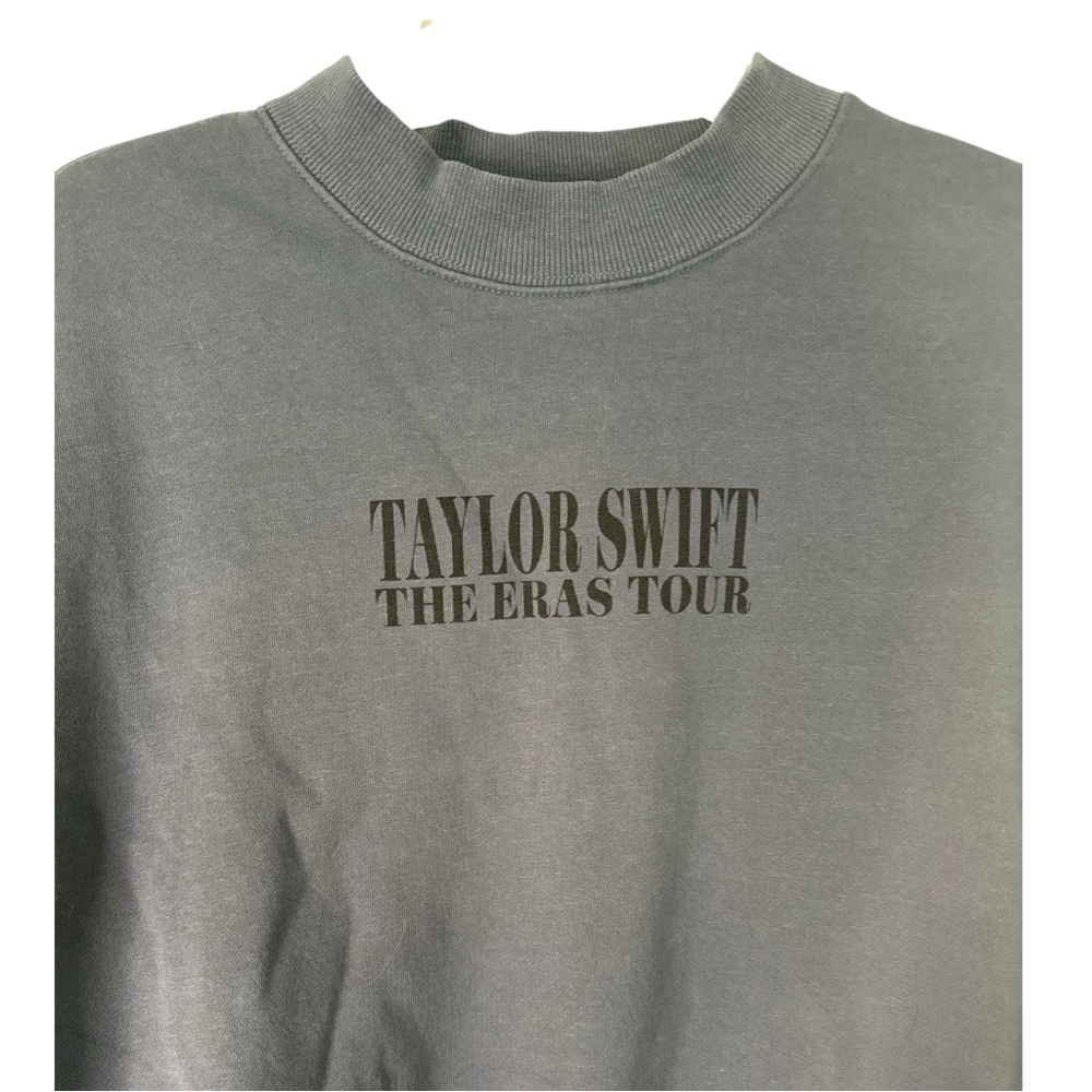 Taylor Swift The Eras Tour Official Sweatshirt NWOT size L I-10 - Picture 5 of 5